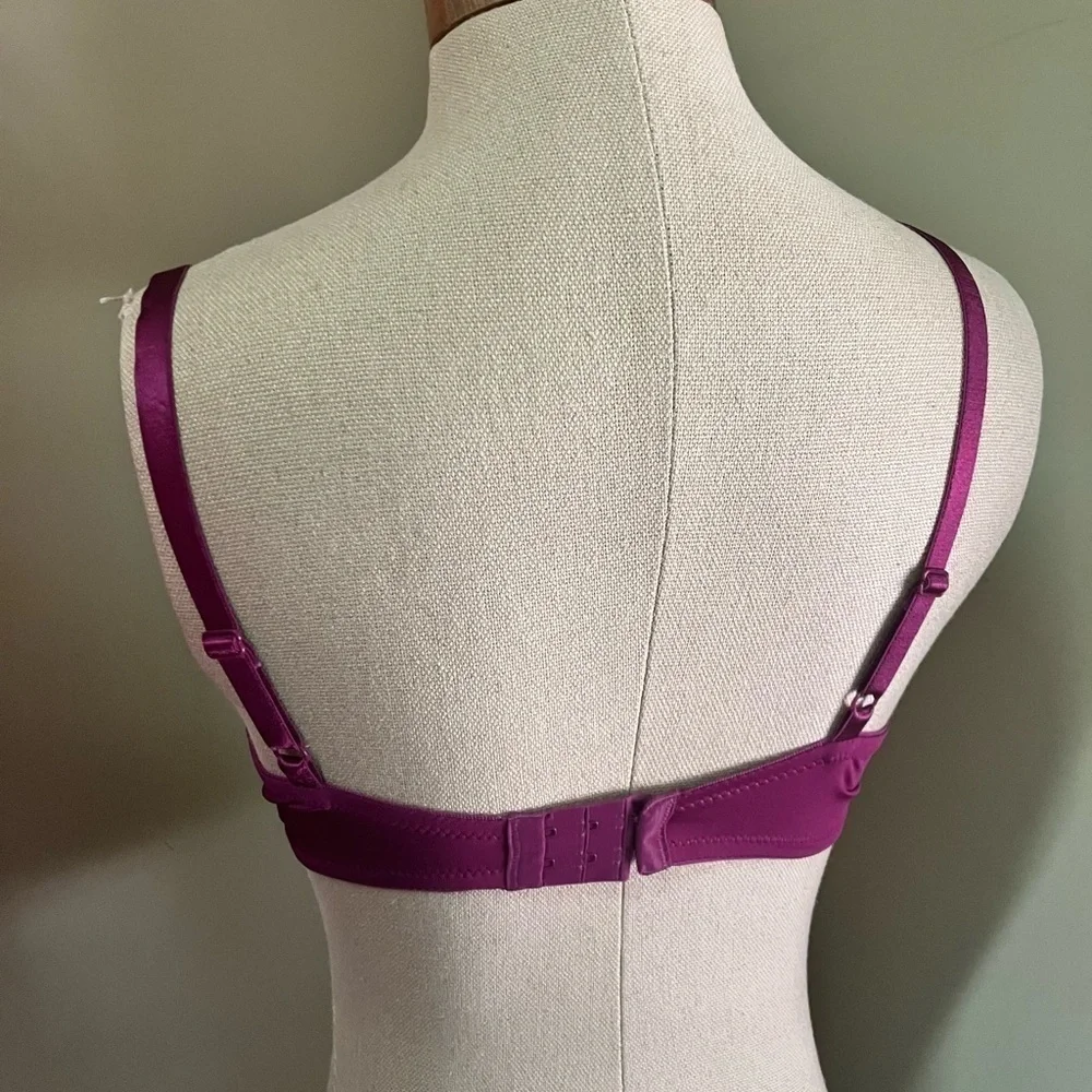 MAIDENFORM 38D Purple Bra Padded‎ Underwire Adjustable